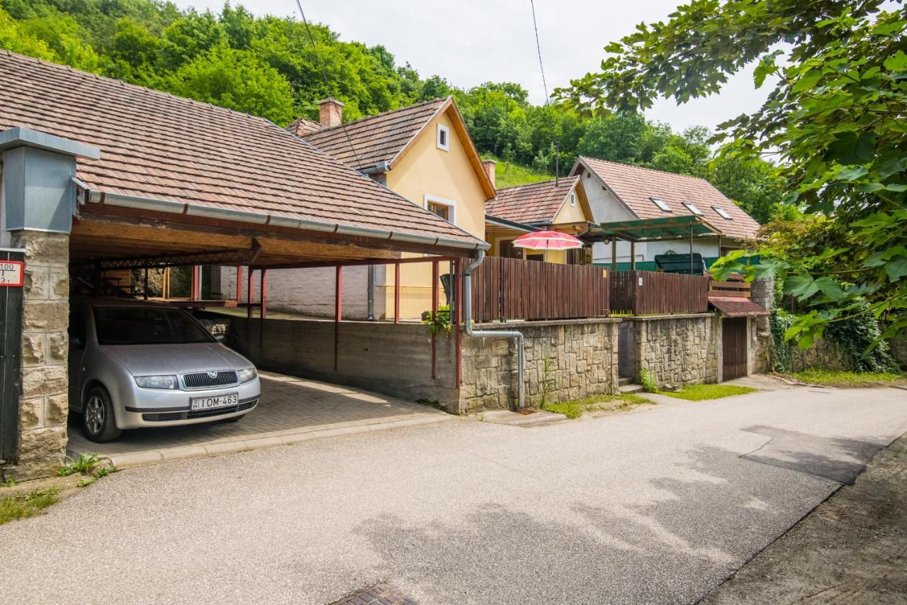 Aranylaz Vendeghaz Apartment Visegrad Exterior photo